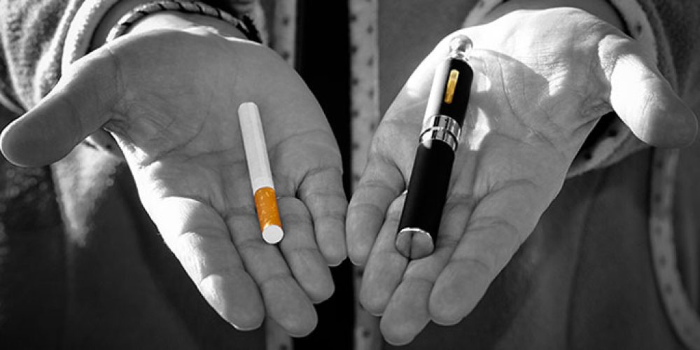 E-cigarete so neprimerno varnejše od tobačnih cigaret z zelo nizko stopnjo tveganja