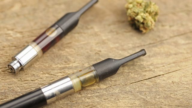 Pljučna obolenja v ZDA. So res krive elektronske cigarete?